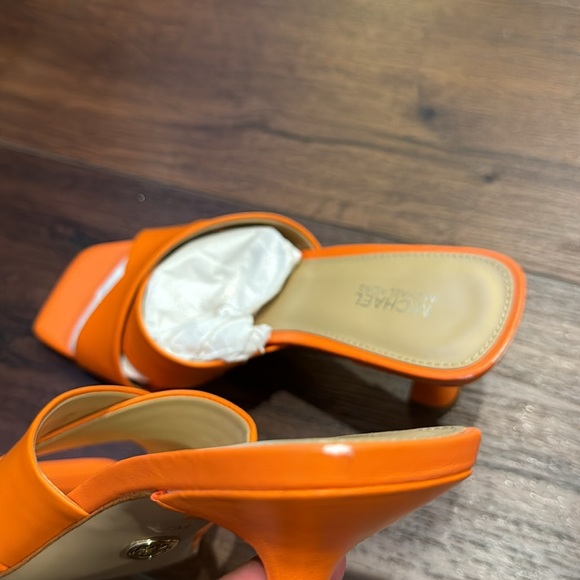 MICHAEL Michael Kors NWOT Orange Square Toe slip on Sandal. - Picture 4 of 8
